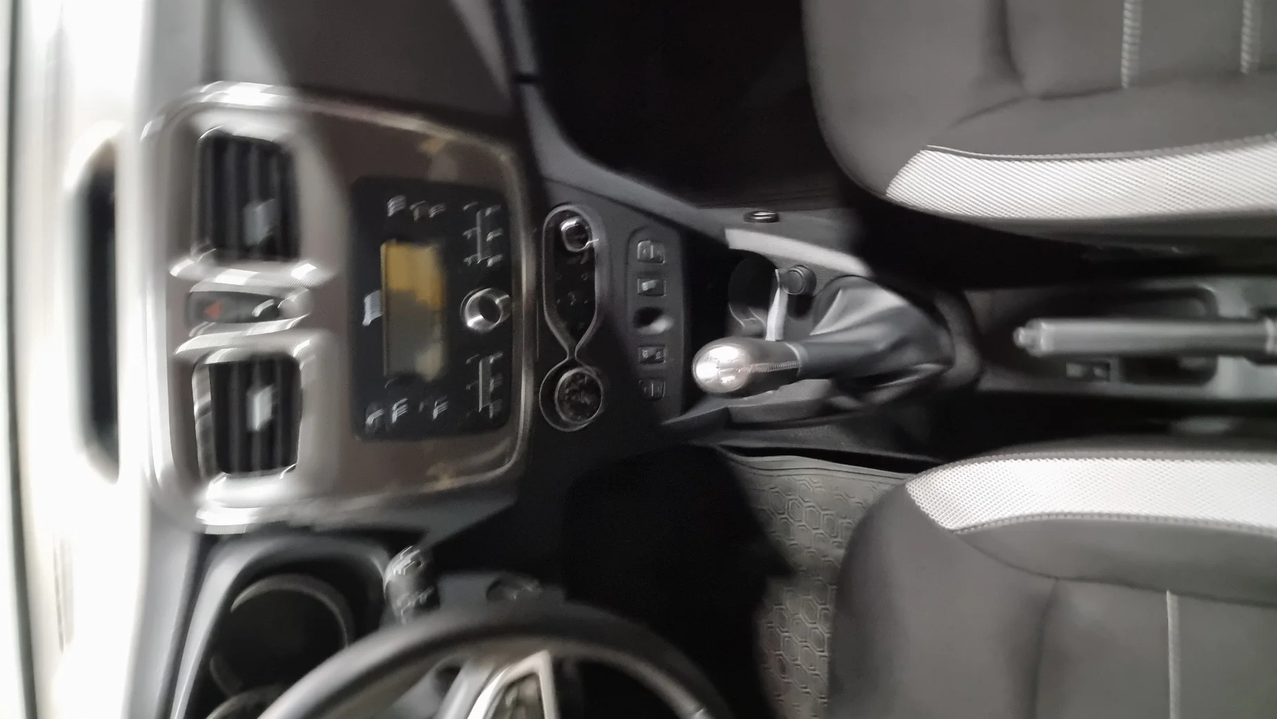 Renault Sandero Stepway photo